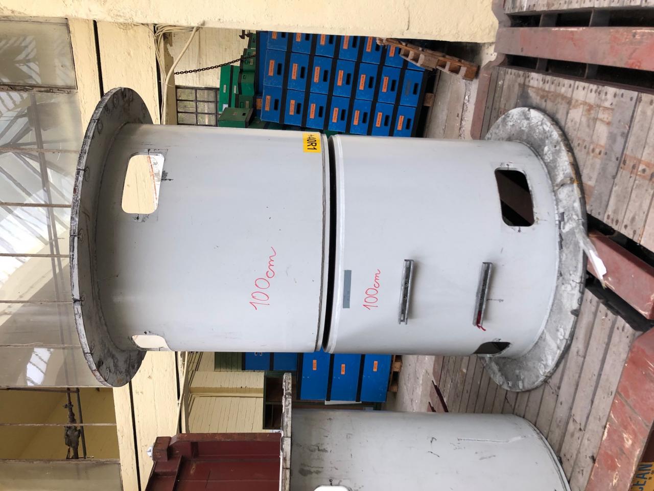 Robot pedestal